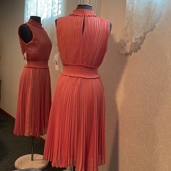 Women’s Nanette Lepore flamingo pink sleeveless midi dress size 10 - Picture 4 of 5